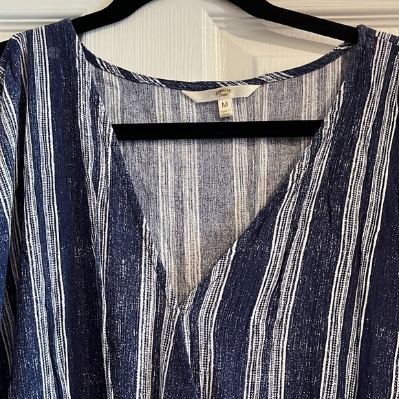 Hawaiian Topic Romper - Picture 2 of 3